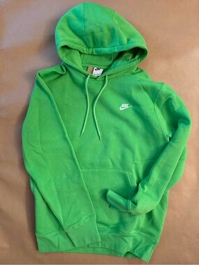 Nike Men's Bright Green Pullover Hoodie